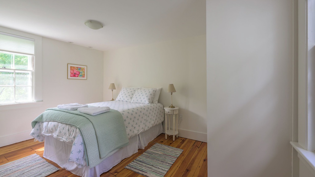 Photo of Bedroom in Hillsdale