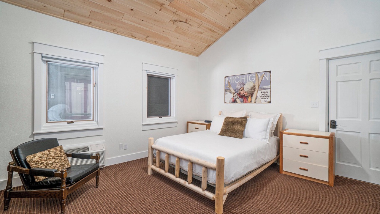 Photo of Bedroom in Boyne Falls
