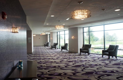 Joliet Hotel | Holiday Inn & Suites - Joliet Southwest by IHG