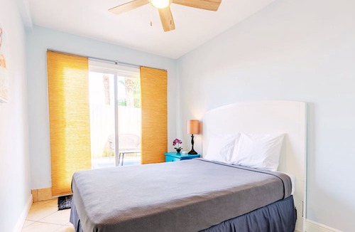 El Centro Beach Apartment | ✨Mighty Little Beach✨ 1B Apartment, Private Patio, Dog Friendly, Walk to Beach❤️