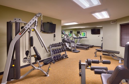 Peoria Apartment | King Suite. Free Breakfast. Pool & Hot Tub. Great for Business Travelers!