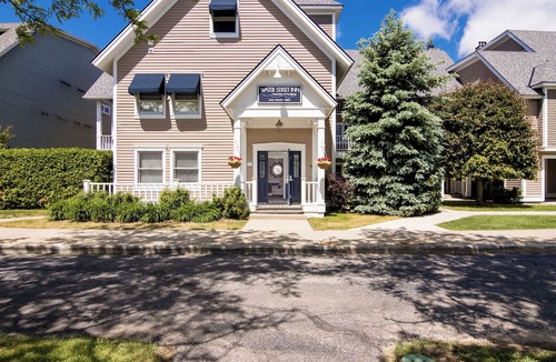 Boyne City Condo | 110 Water Street | 1BR Beachfront Condo | Lake Charlevoix