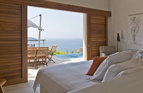 Zihuatanejo Condo | Exclusive 4 Bedroom/4 Bath View Penthouse In La Ropa, Zihuatanejo