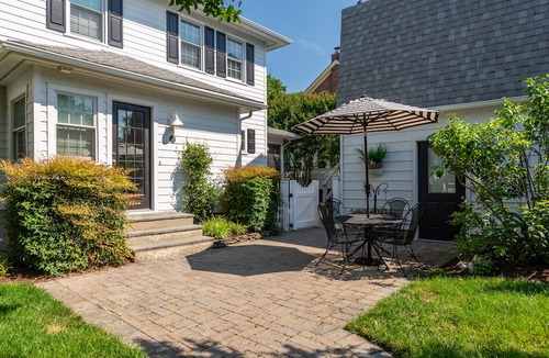 Lewes Apartment | Beach Retreat in Historic Lewes - 829 Savannah Garage Apt