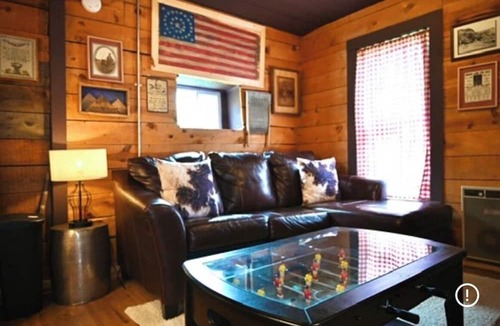 Cripple Creek House | 1895 Hot Tub Home and games Cabin Cripple Creek perfect for a getaway