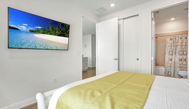 Large Margaritaville Villa w/Private Pool + View in Kissimmee