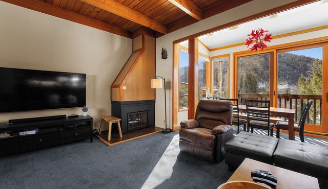 Tennis Townhome #1337 by Summit County Mountain Retreats in Keystone