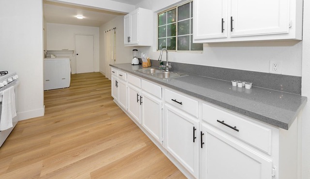 Tranquil Family Escape: Your Sanctuary Awaits in Beverly Hills