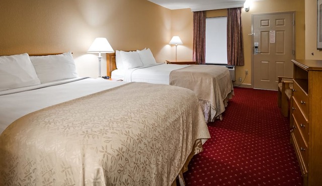 Bryson Inn in Mount Airy