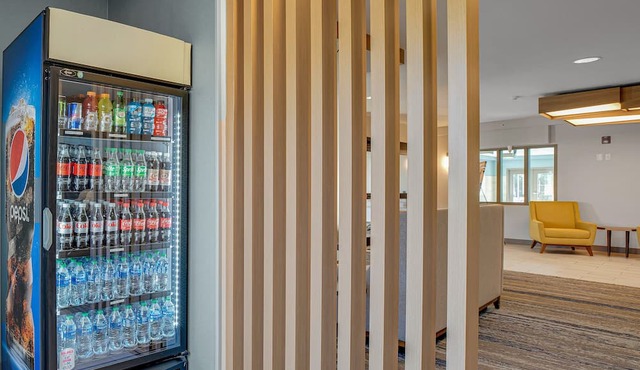 Holiday Inn Express Hotel & Suites Portland-Jantzen Beach by IHG in Portland