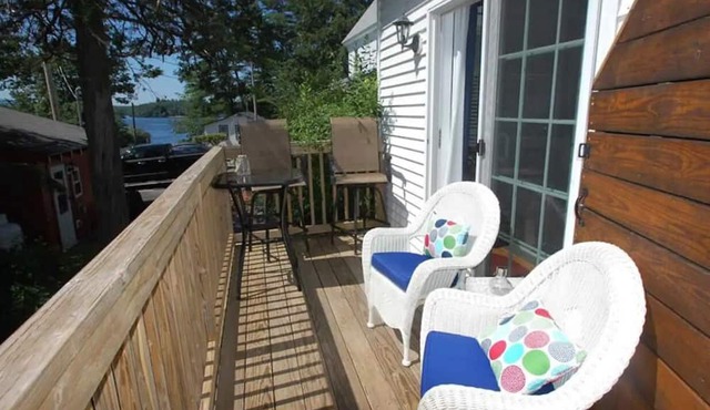 Gorgeous Waterfront Condo with Lake Access & Views in Tilton