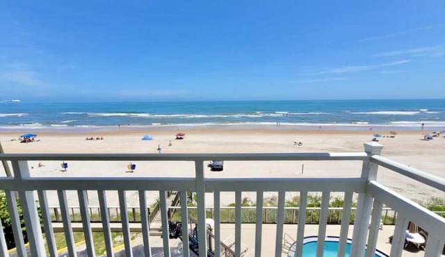 Symphony Beach Club in Ormond Beach