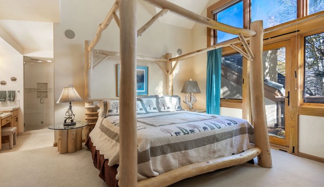 ALPINE MANSION, 9bd + LOFT BR SLEEPS 26 HUGE 8000 sq ft EXCLUSIVE BEAVER CREEK! in Avon