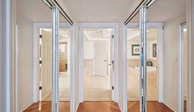 La Contessa - Gorgeous beach front condo with amazing updates and amenities! in Redington Beach