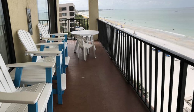 Accepting bookings .Amazing view. Family friendly with amenities. in Madeira Beach