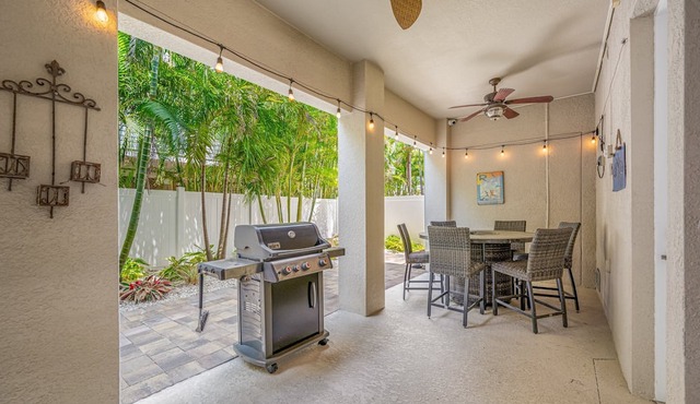 🌊 Escape to Paradise at Redington Beach Villas #307 – Your Perfect Florida Gulf Coast Getaway in Redington Beach
