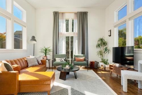 3BR 2.5BA The Orcas Parkside- In Seward Park, near the lake in Seattle