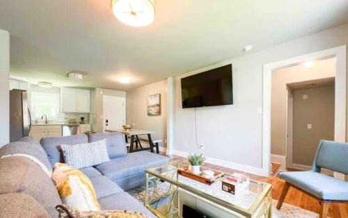 Pet-Friendly 4BR Family Home with Fenced Yard in Raleigh