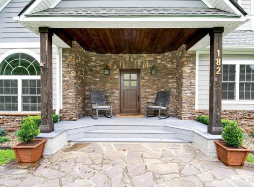 Asheville Secluded Luxury Estate | Pool, Hot Tub, Games & Theater | 15 min to Downtown in Asheville