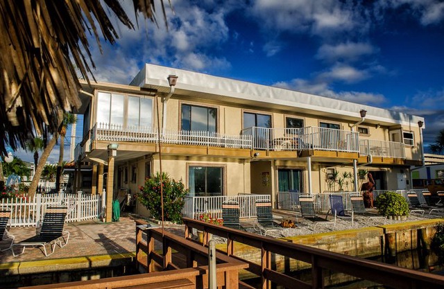 Bayview Plaza Waterfront Resort in Saint Pete Beach